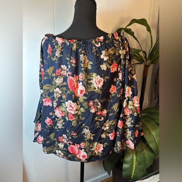 Eldridge Navy and Pink Floral Ruffle Sleeve Medium Shirt - Picture 3 of 12